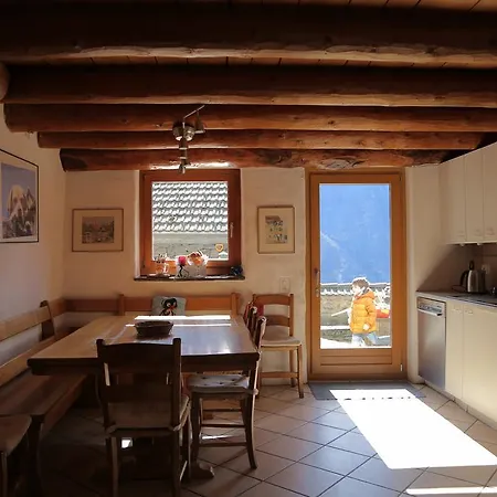 Casa Dosc Bed & Breakfast