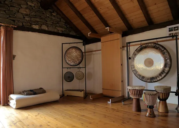 Casa Dosc Bed & Breakfast *